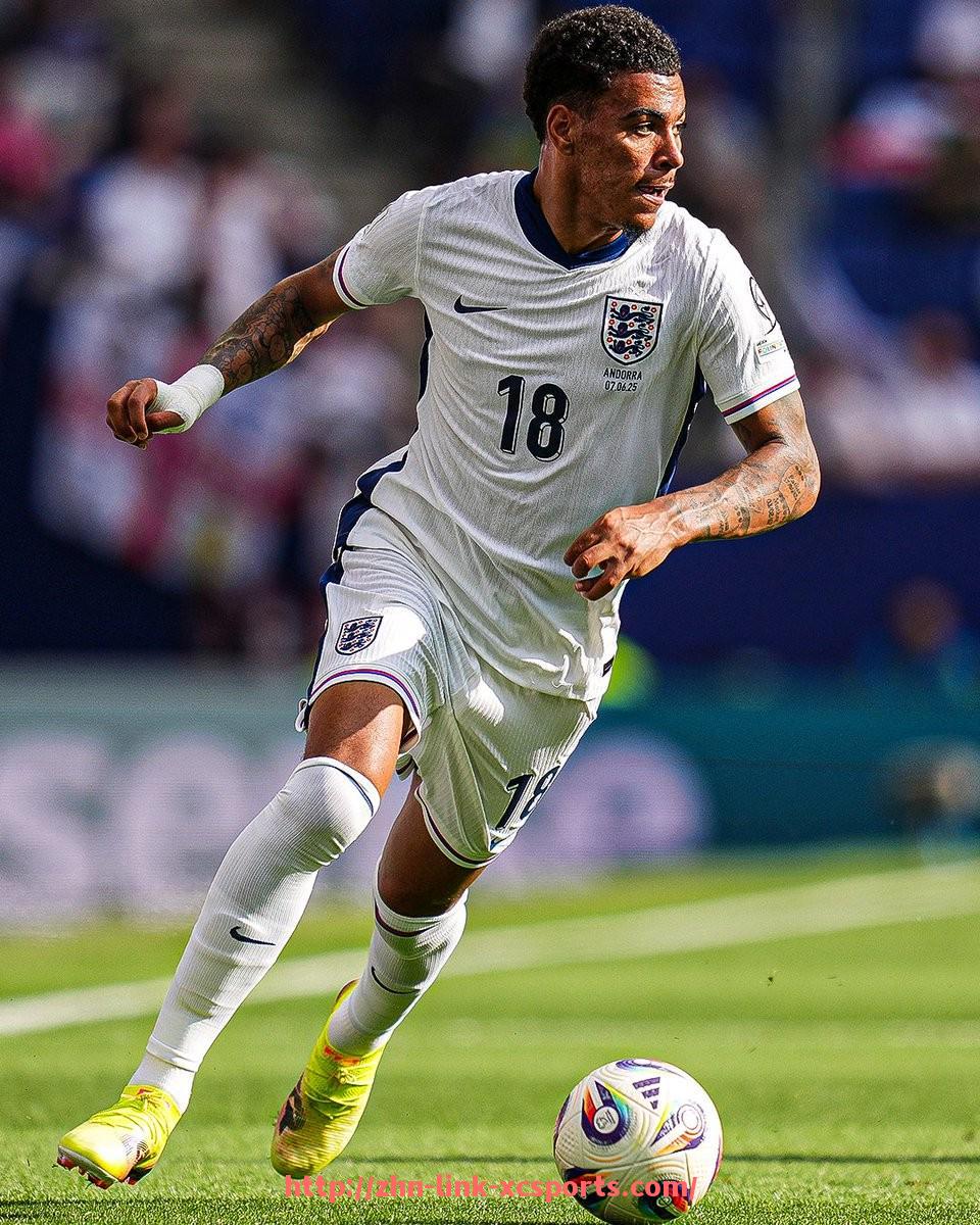 杏彩体育-西甲联赛第33轮比赛录像回放与精彩瞬间总结